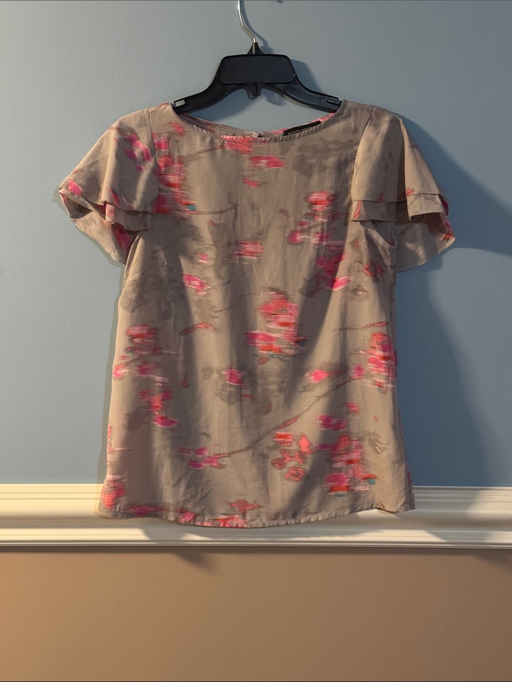 Banana Republic Grey Blouse with Pink Floral Print size XS